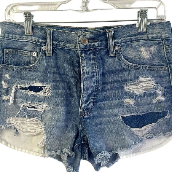 American Eagle Vintage Hi Rise Festival Jean Short shorts Distressed Size 6 - Picture 3 of 9
